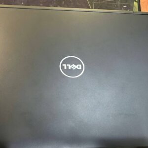 Dell Precision 3520
